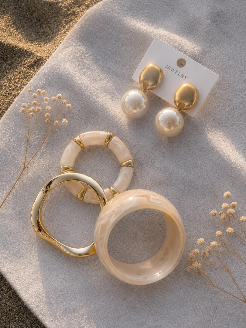 Ensemble Nacré & Doré – Bracelets et Boucles d’oreilles